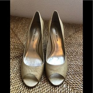 Antonio Milano Gold Peep Toe Heels